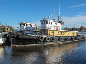 An 100 year old tug, Georgetown, SC